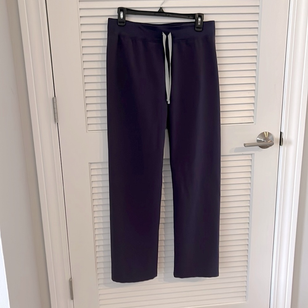 Figs Livingston purple shadow pants size s excellent condition